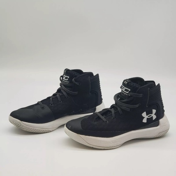 Under Armour Wardell Sc Boy’s Basketball Athletic shoes Size 5.5Y #1295998-001 - Picture 6 of 12